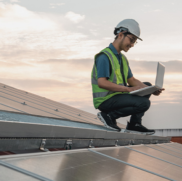 Innosun-Service-Service-Elektriker-Photovoltaikanlagen - Stellenanzeige Erfurt Solarstrom