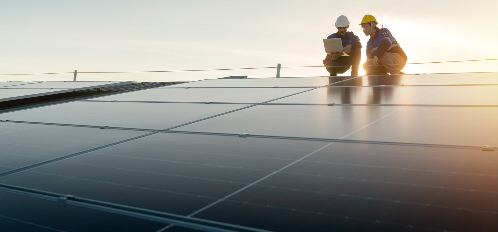 Sonniges Team
sucht Dich Innosun-Service-Karriere - Erfurt Solarstrom Photovoltaik Solaranlage PV-Anlage